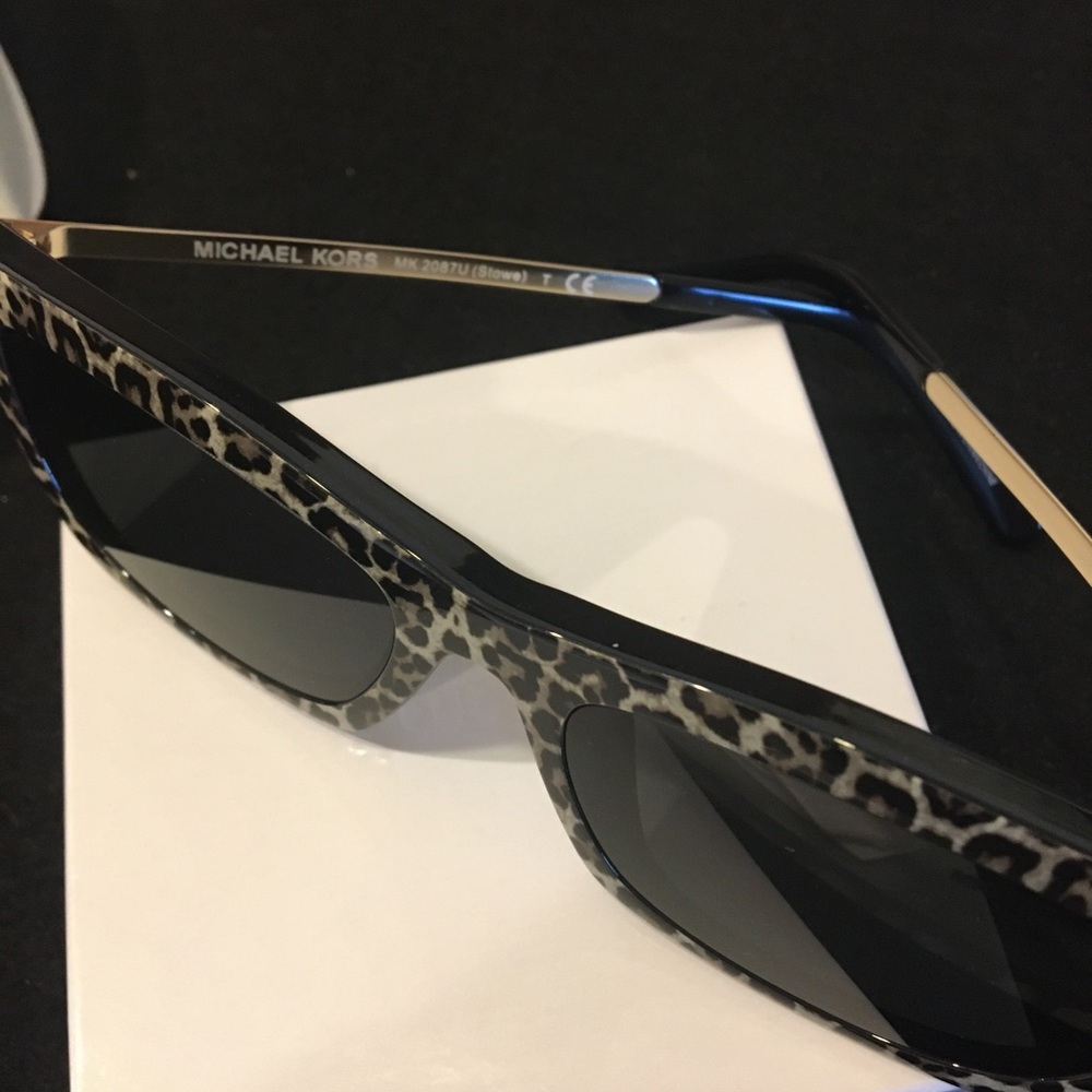NWT Michael Kors Sunglasses - Picture 6 of 6